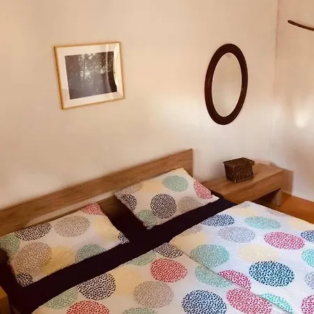 Haus Im Garten „zentral Und Doch Sehr Ruhig“ Apartmán *